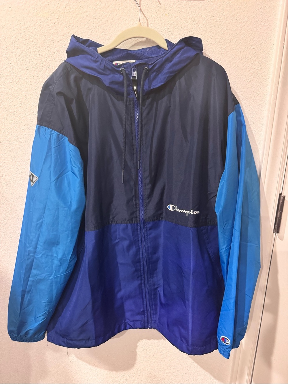 Champion Colorblock Full-Zip Windbreaker Jacket Blue & Black XL